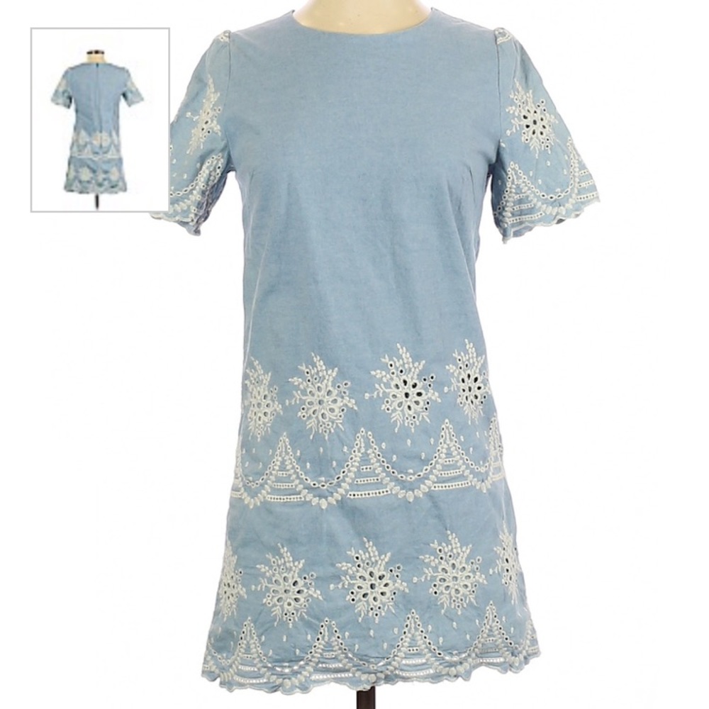 Blue chambrey eyelet dress size S